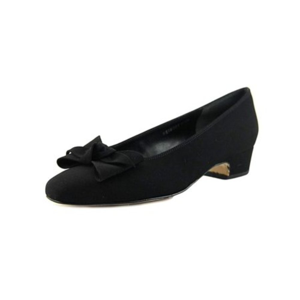 NWB Rose Petals by Walking Cradles Dani Flats